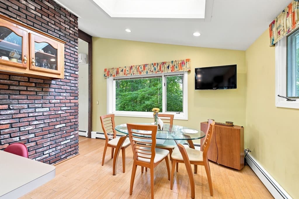 79 Pond Cir, Mashpee MA 02649 photo 6
