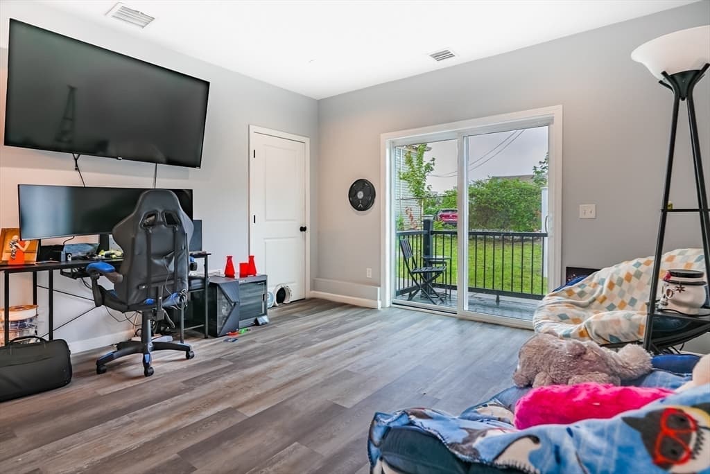 550 Spring St # 1, Fall River MA 02721 photo 17