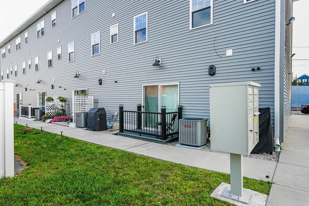 550 Spring St # 1, Fall River MA 02721 photo 25