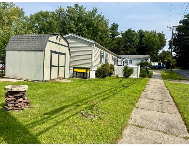 11 Quaboag Valley, Palmer MA 01069 photo 4