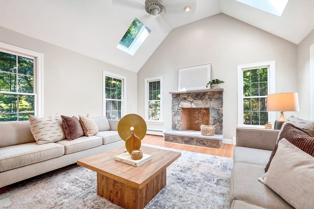 26 Sweeney Ridge Rd, Bedford MA 01730 photo 3