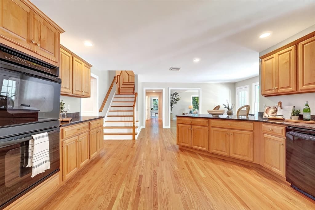 26 Sweeney Ridge Rd, Bedford MA 01730 photo 5