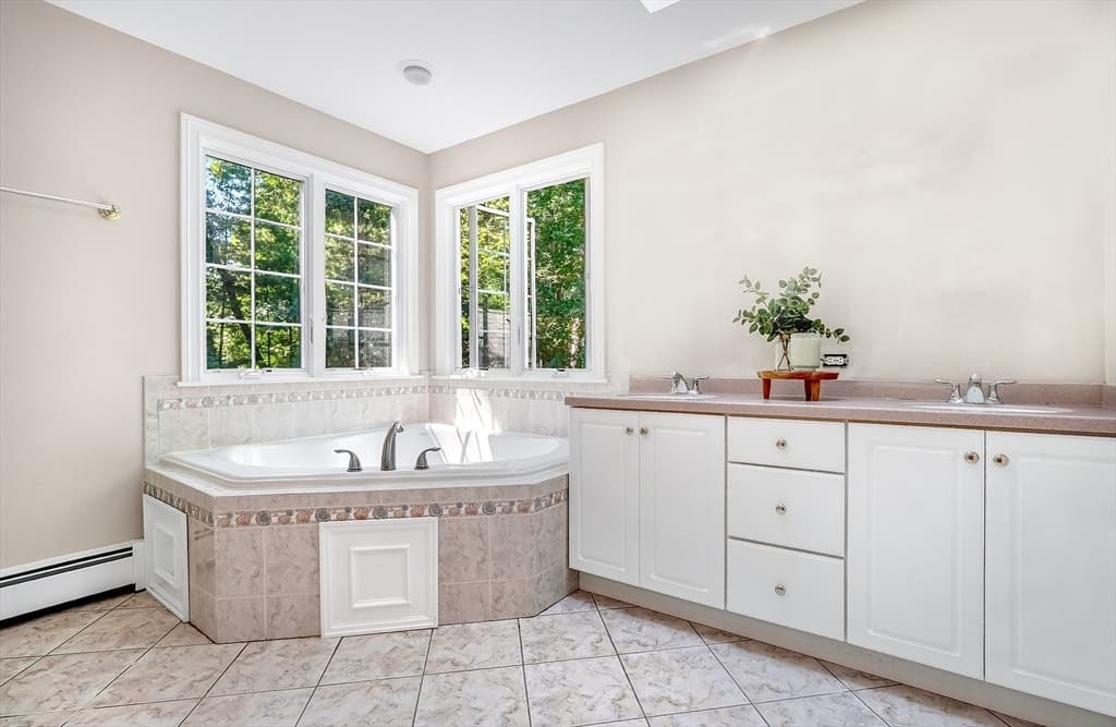 26 Sweeney Ridge Rd, Bedford MA 01730 photo 18