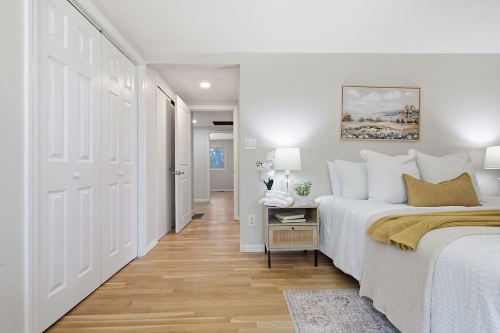 1 Belnap Rd, Boston MA 02136 photo 16