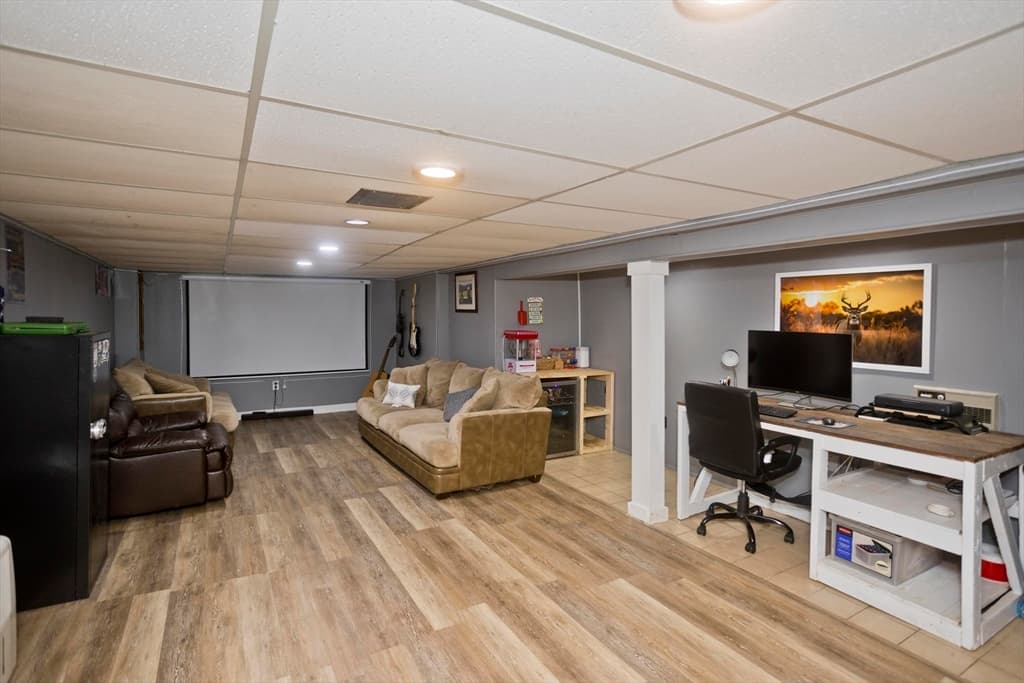 14 Bliss Rd, Bellingham MA 02019 photo 23
