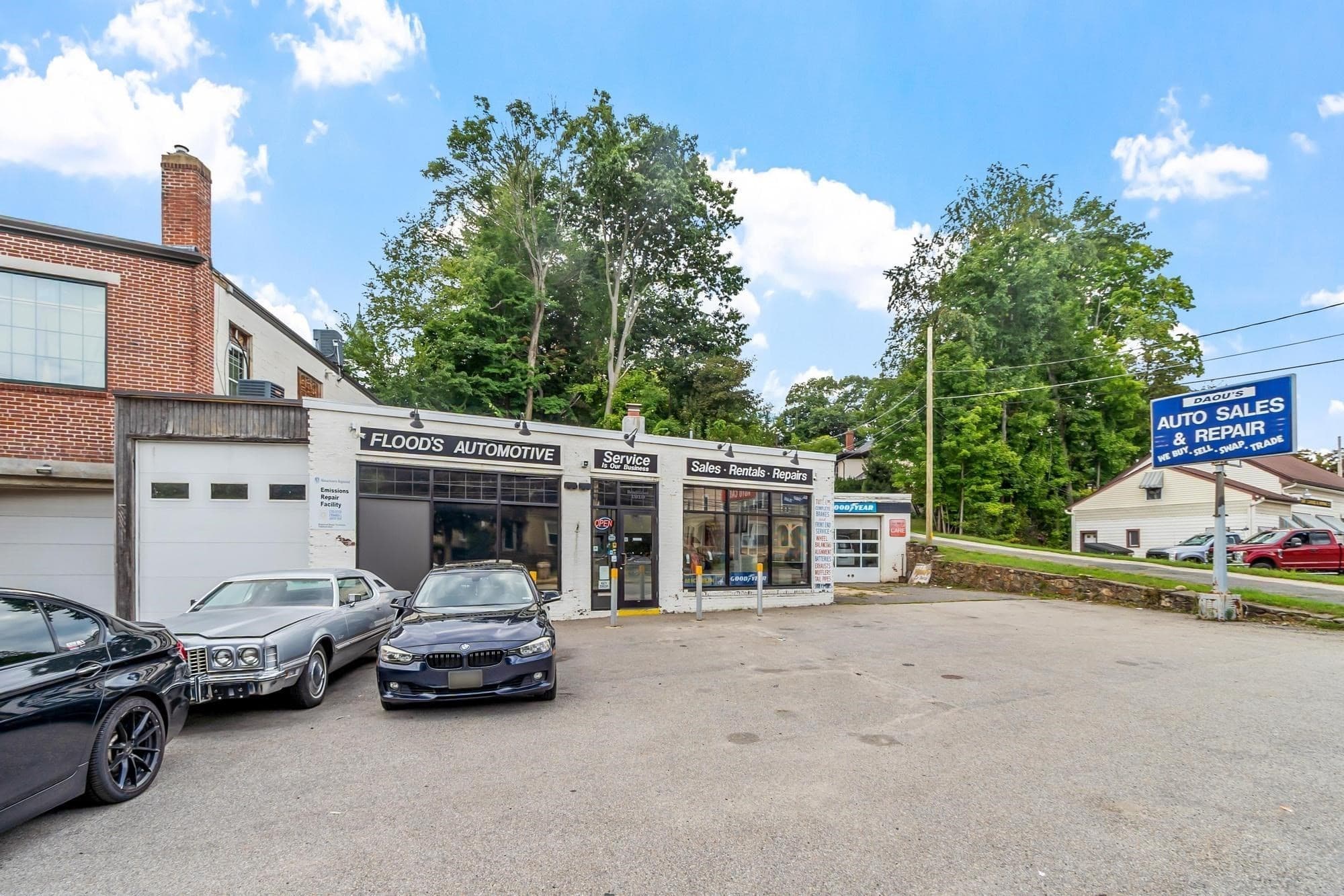 Commercial Sale at 93 Hamilton St, Southbridge MA 01550, photo 2 of 24