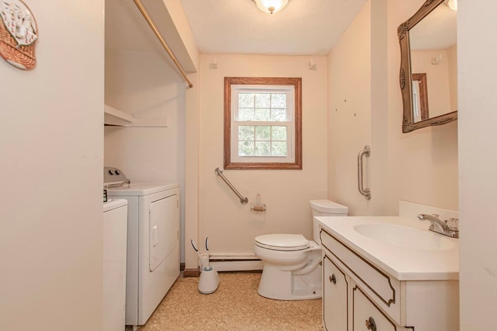 27 Sylvanus Wood Ln, Woburn MA 01801 photo 13