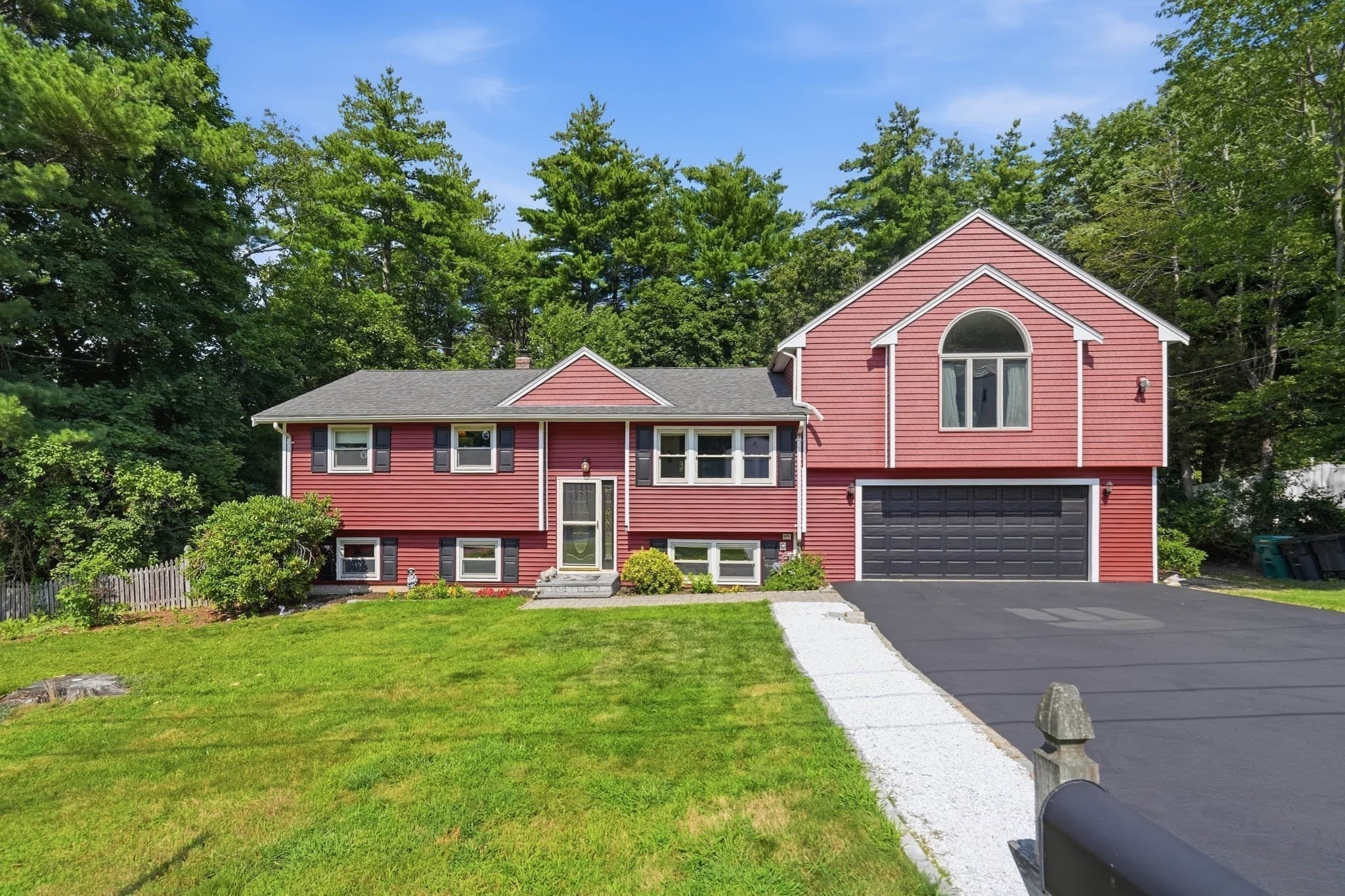 Single Family Residence at 14 Briscoe Rd, Groveland MA 01834, Groveland, photo 37 of 39