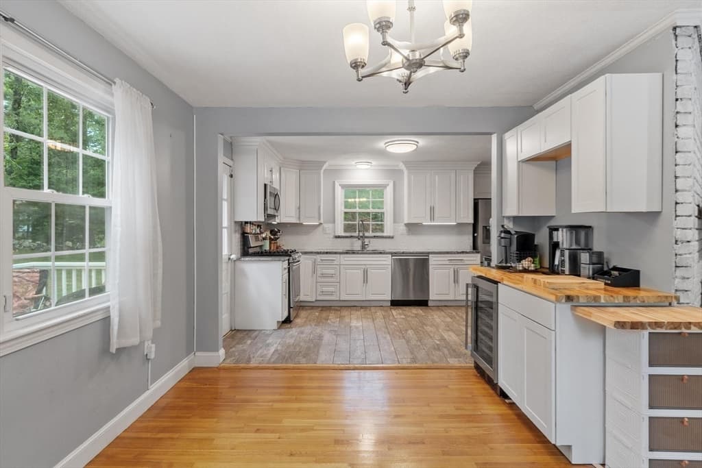 456 Summer, North Andover MA 01845 photo 7