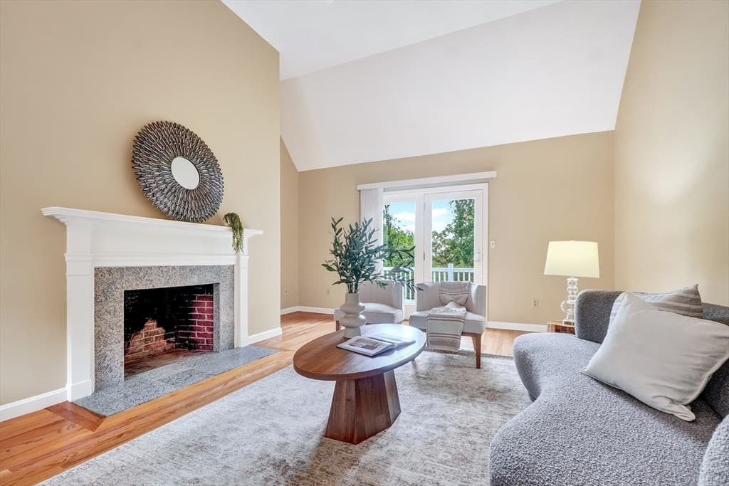 35 Mitchell Grant Way # 35, Bedford MA 01730 photo 3