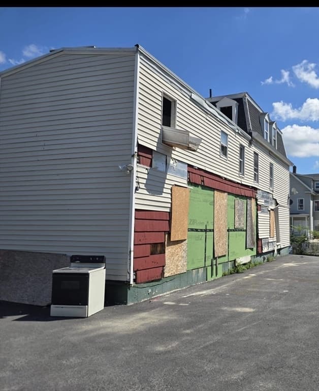 158 Austin St, Worcester MA 01609 photo 6