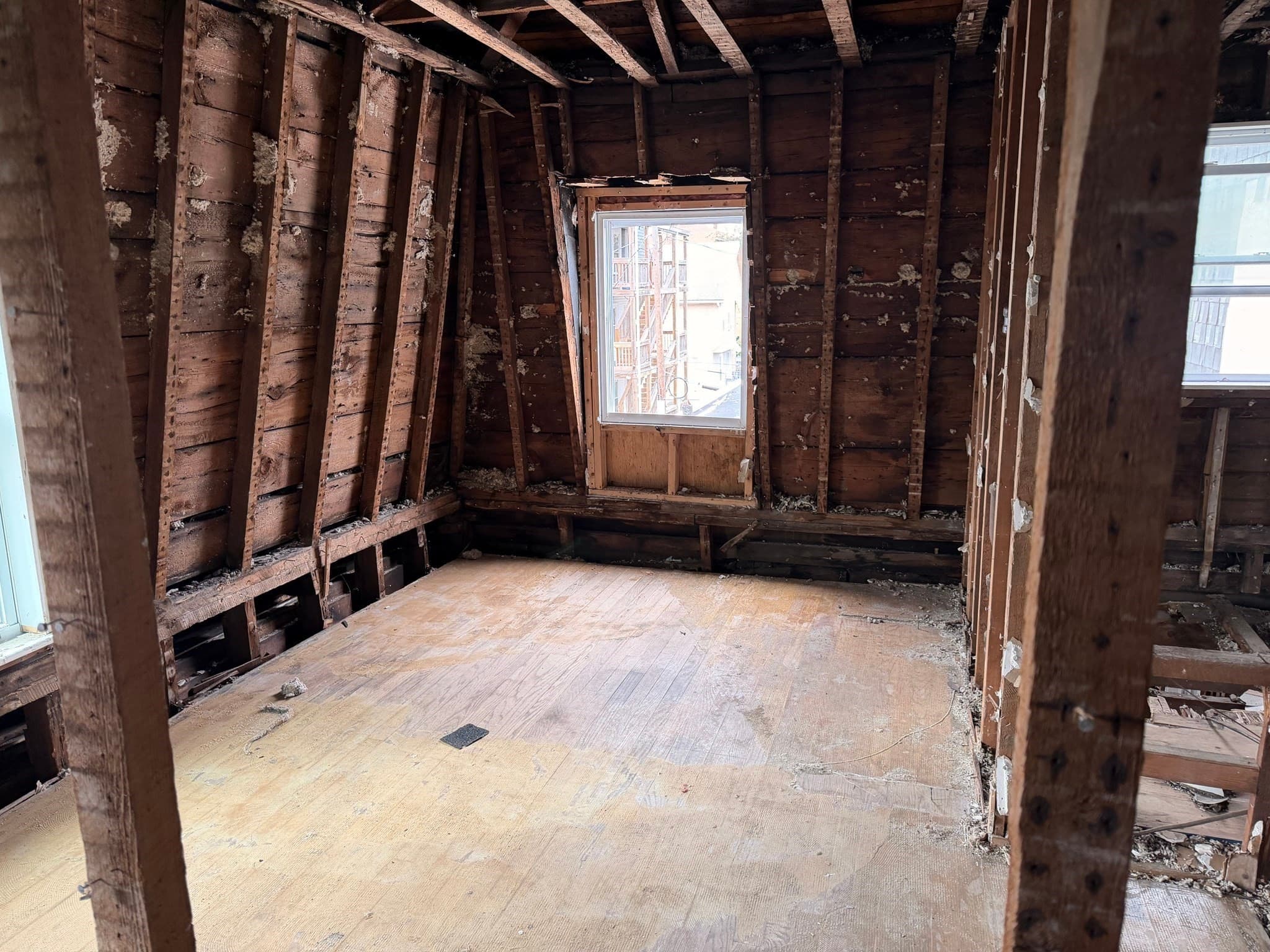 3 Family at 158 Austin St, Worcester MA 01609, Worcester, photo 21 of 30