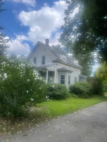 155 Belknap St, Concord MA 01742 photo 3