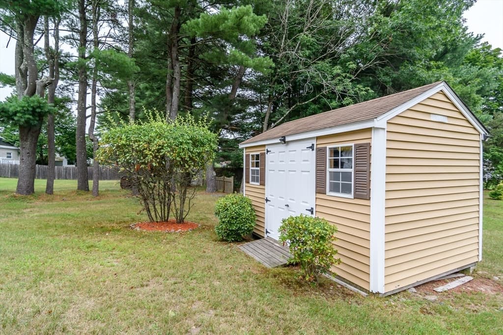 118 Brickel Rd, Stoughton MA 02072 photo 19