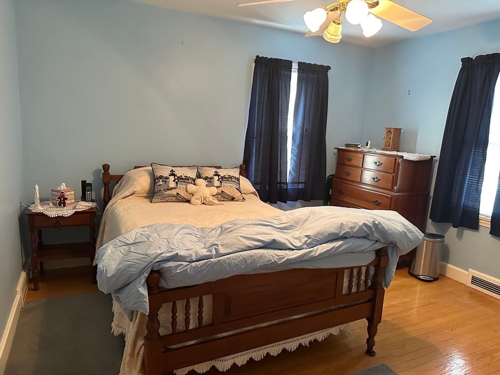 124 Felton St., New Bedford MA 02745 photo 6