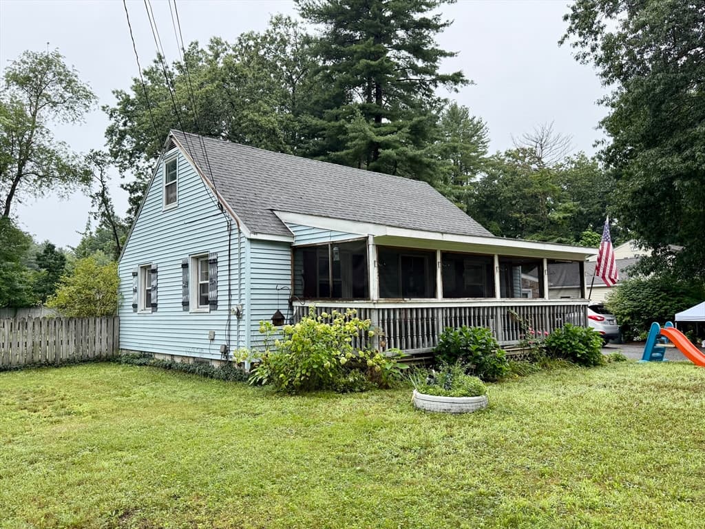 28 Skipper Lane, Westfield MA 01085 photo 3