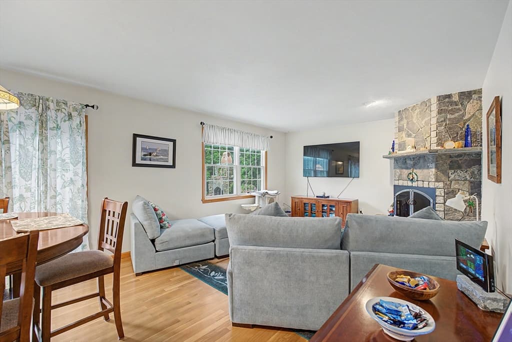 12 Gordon Ln, Yarmouth MA 02675 photo 6