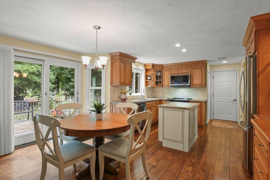 82 Achilles Way, North Attleboro MA 02760 photo 5