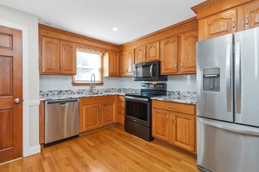120 Kingston Road, Waltham MA 02451 photo 12