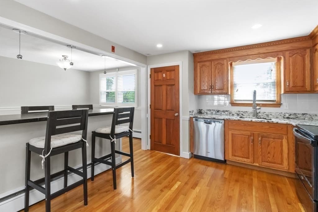 120 Kingston Road, Waltham MA 02451 photo 10