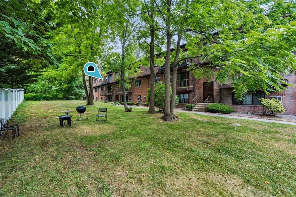 45 West St # C4, Randolph MA 02368 photo 4
