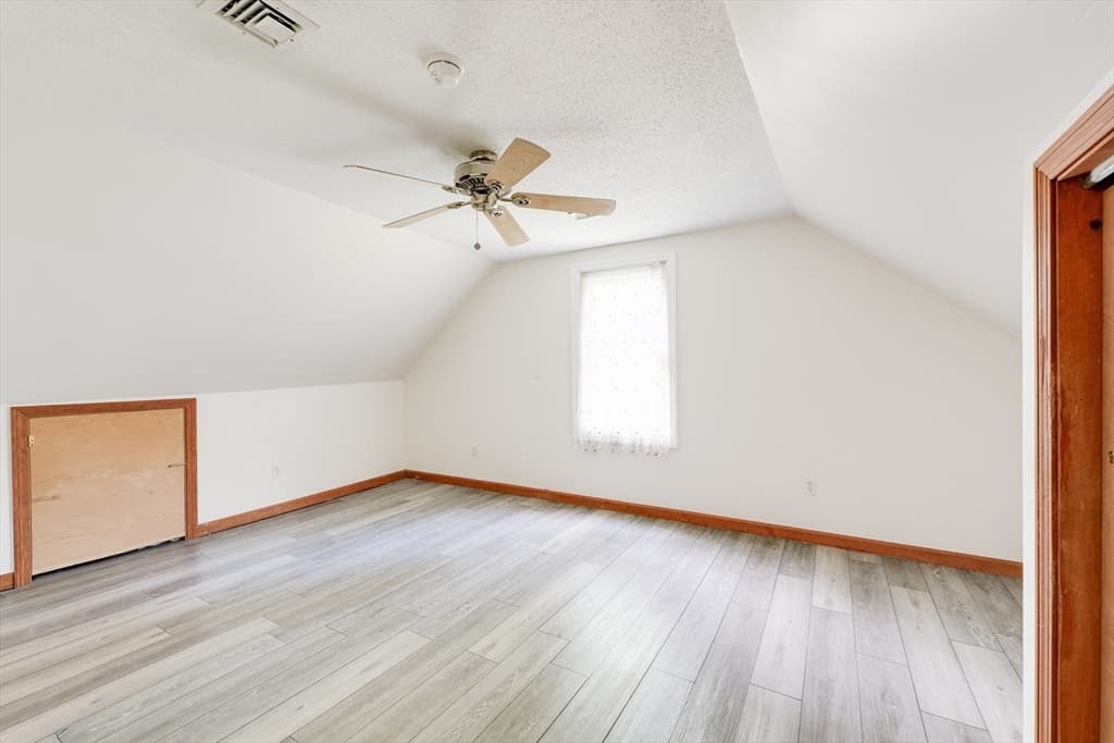 41 Park St, Agawam MA 01030 photo 22