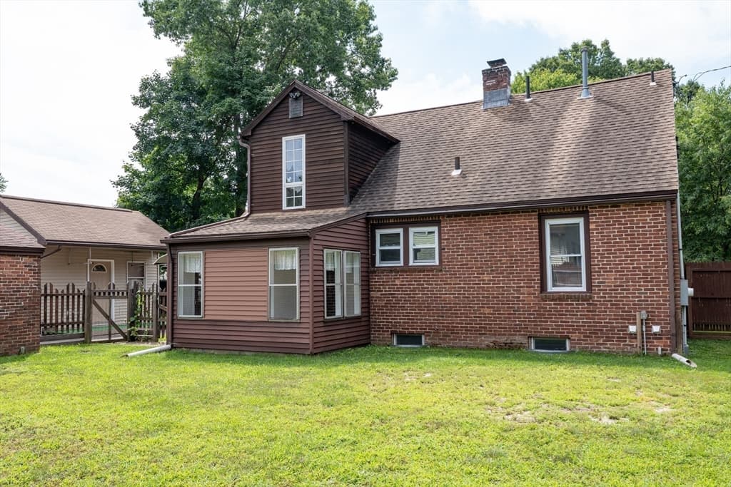 41 Park St, Agawam MA 01030 photo 36