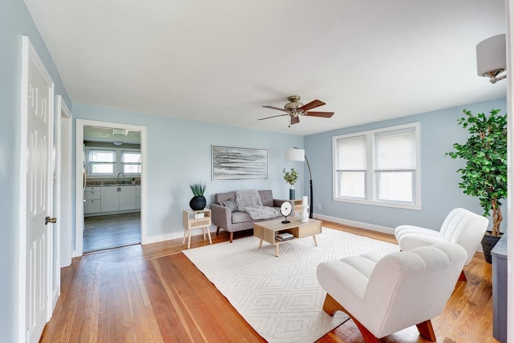 41 Park St, Agawam MA 01030 photo 14