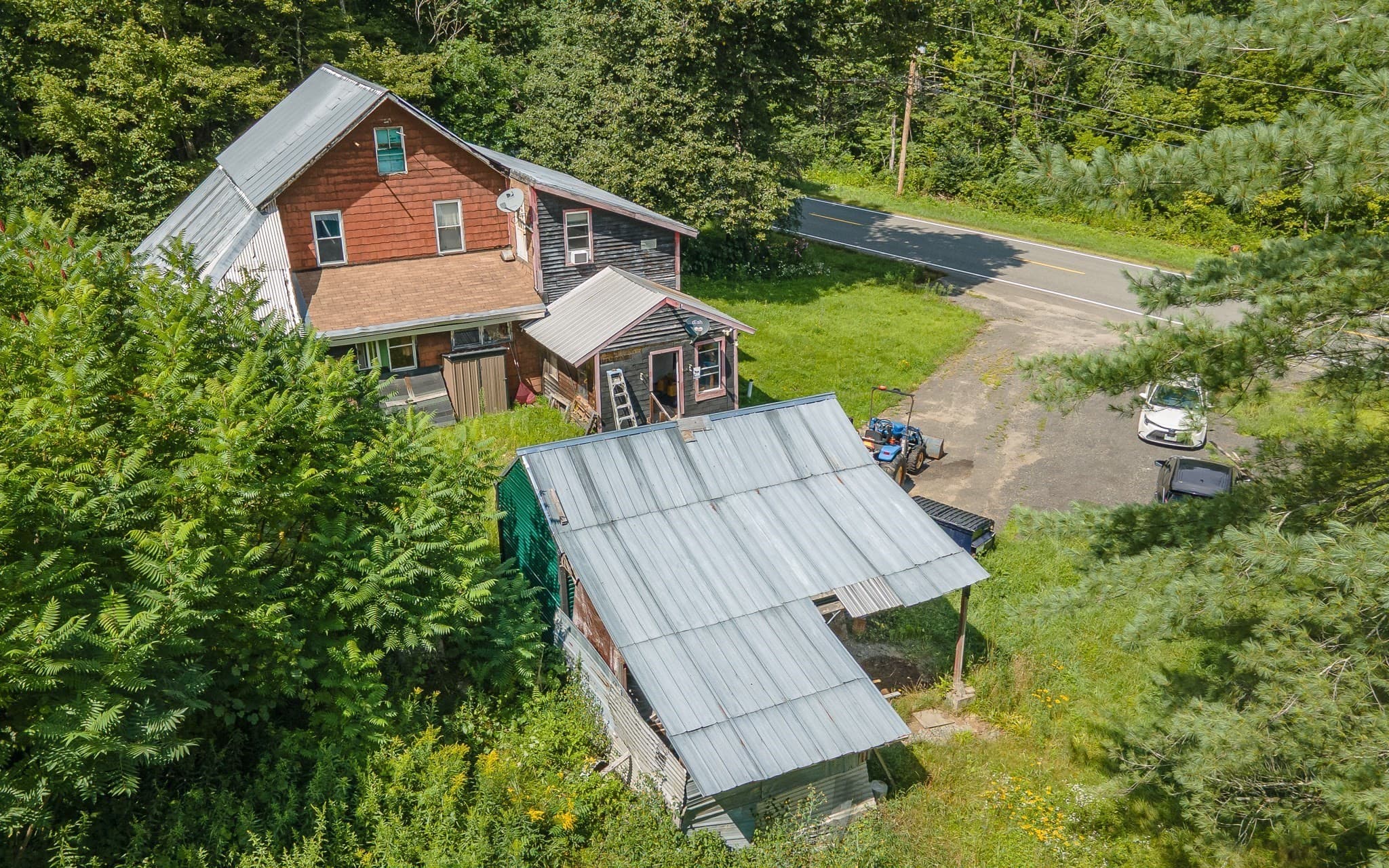 Single Family Residence at 364 Jacksonville Rd, Colrain MA 01340, photo 7 of 38