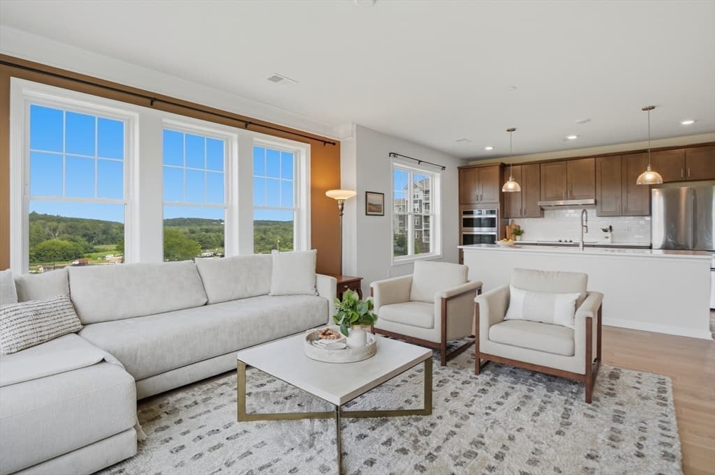 1213 Codman Way # 1213, Westborough MA 01581