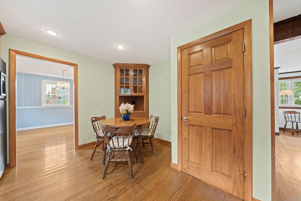 20 Worcester Dr, Norwood MA 02062 photo 14