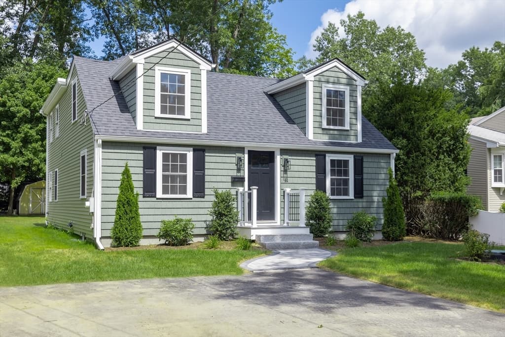 11 Fern St, Natick MA 01760