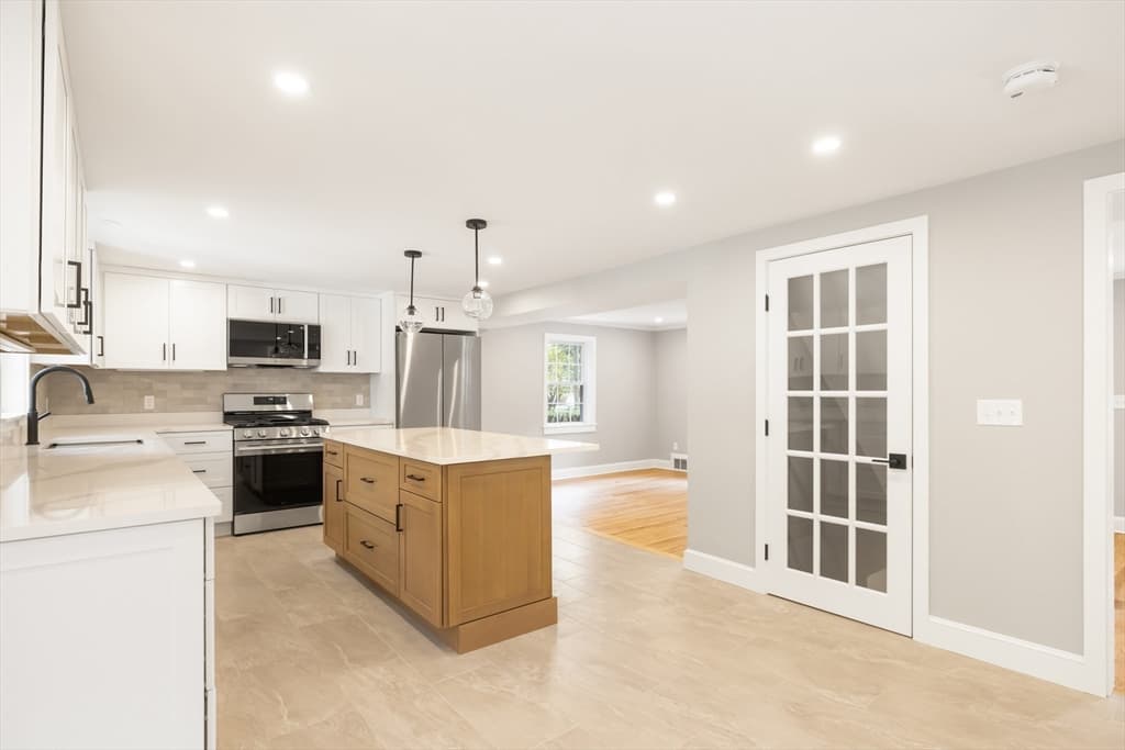 11 Fern St, Natick MA 01760 photo 4