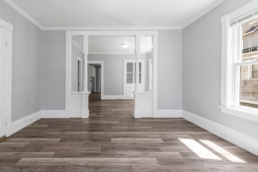 31-33 Bourne Street, Lowell MA 01852 photo 7