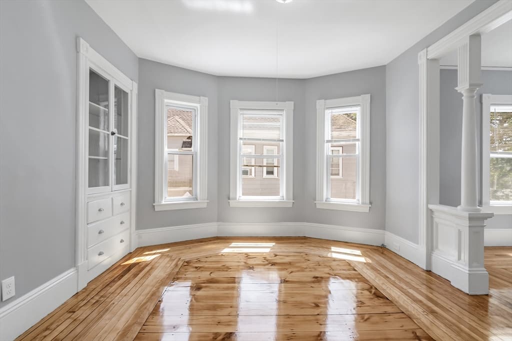 31-33 Bourne Street, Lowell MA 01852 photo 28