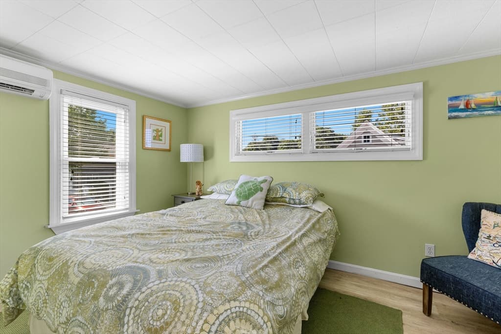 39 Pleasant Street, Provincetown MA 02657 photo 18
