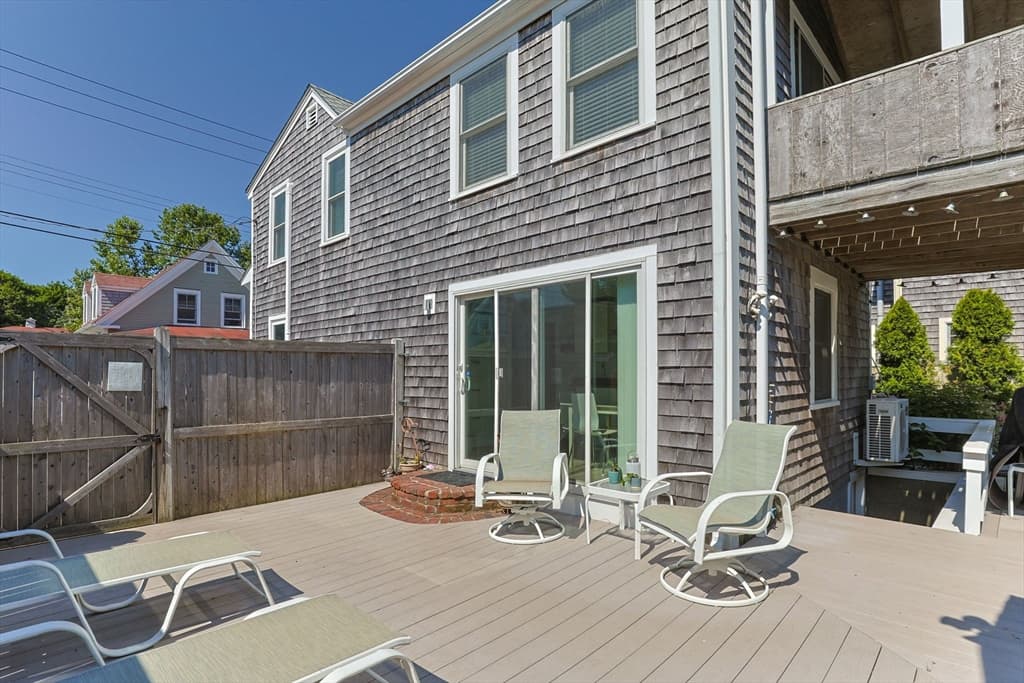 39 Pleasant Street, Provincetown MA 02657 photo 21