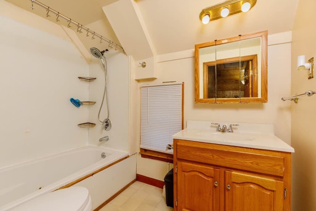 116 Marshall St, Fitchburg MA 01420 photo 9