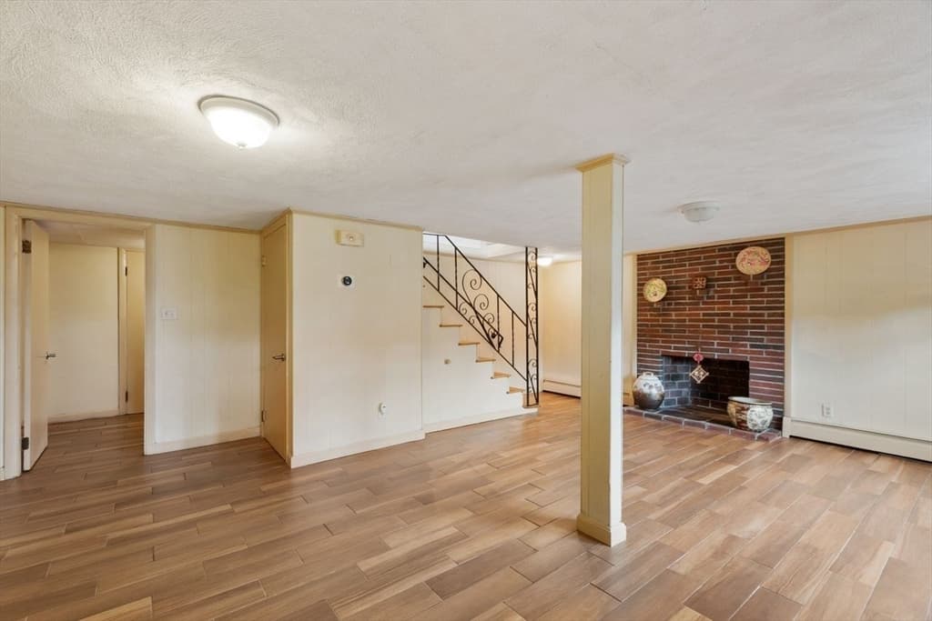 12 Mansfield Street, Peabody MA 01960 photo 5