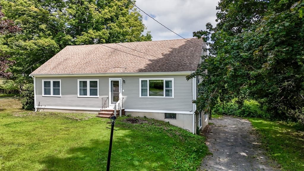 129 Forest St, Haverhill MA 01832