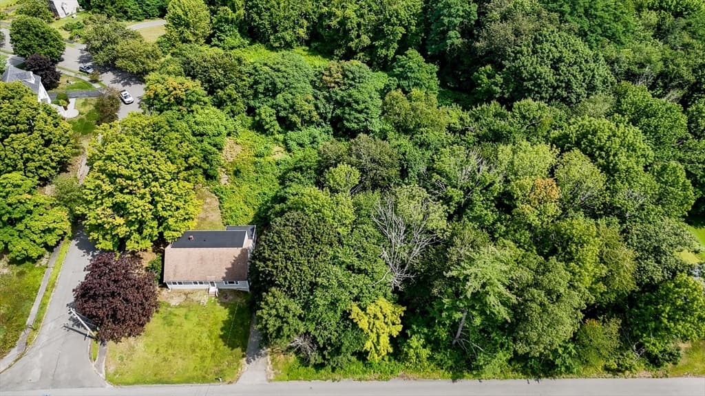 129 Forest St, Haverhill MA 01832 photo 10