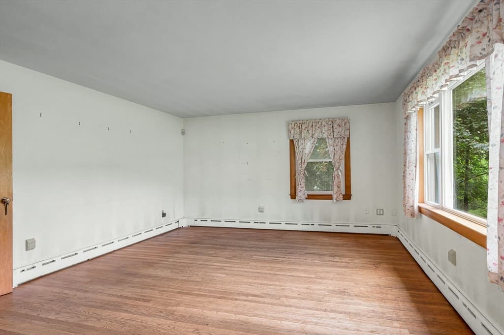 129 Forest St, Haverhill MA 01832 photo 18
