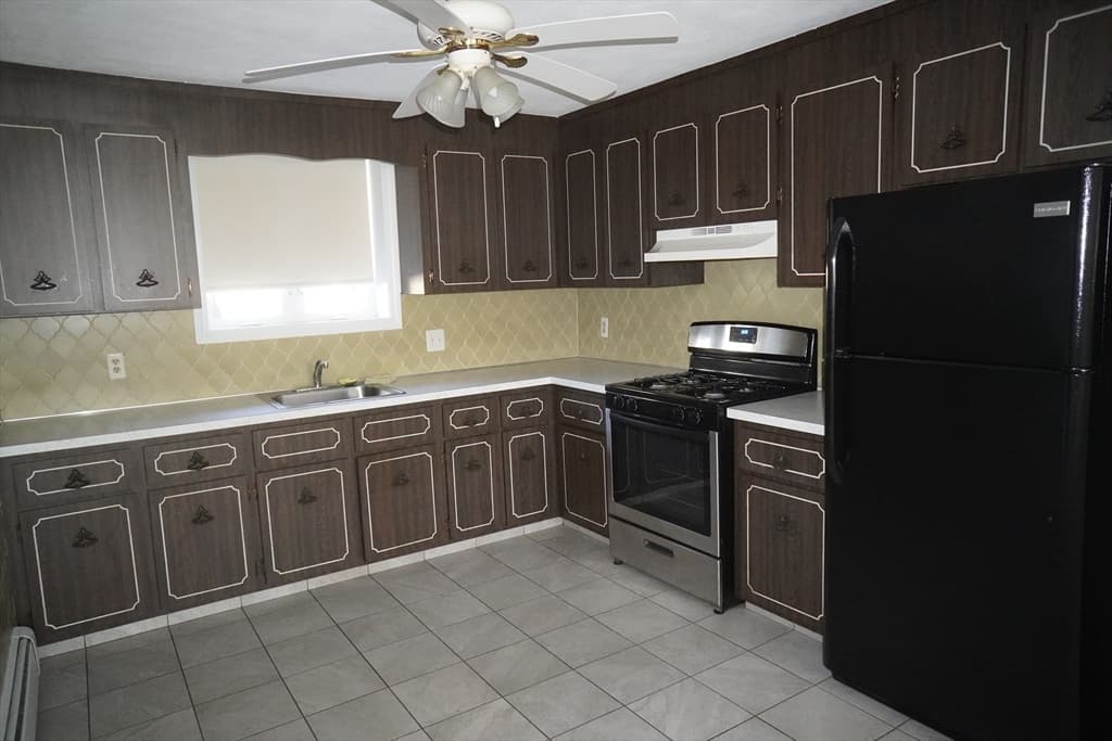 92 Newman St, Revere MA 02151 photo 9