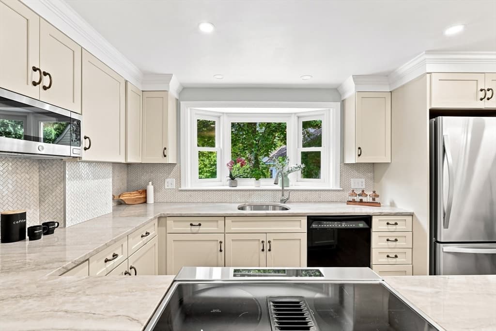 85 High St, Winchester MA 01890 photo 6