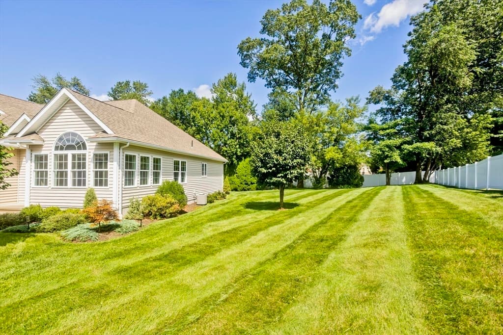 150 Stonybrook Way # 150, South Hadley MA 01075 photo 3