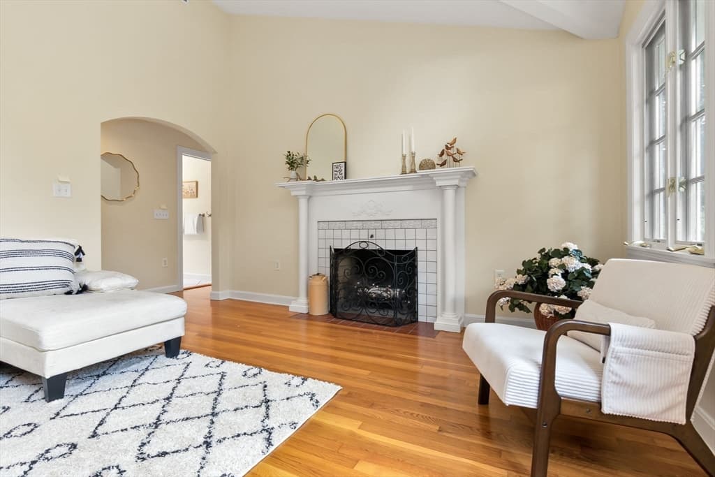 176 Colon St, Beverly MA 01915 photo 12