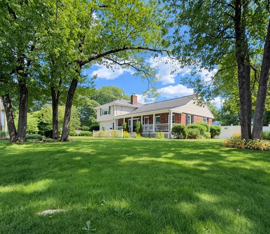 118 Woodard Ave, Brockton MA 02301 photo 2