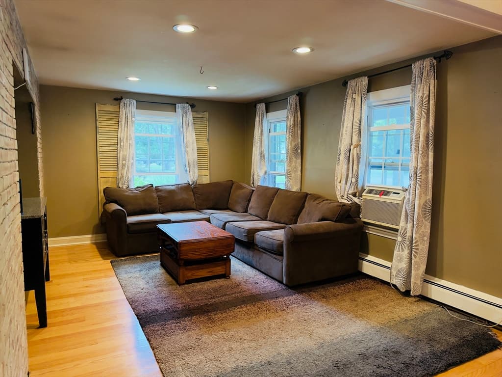 118 Woodard Ave, Brockton MA 02301 photo 3