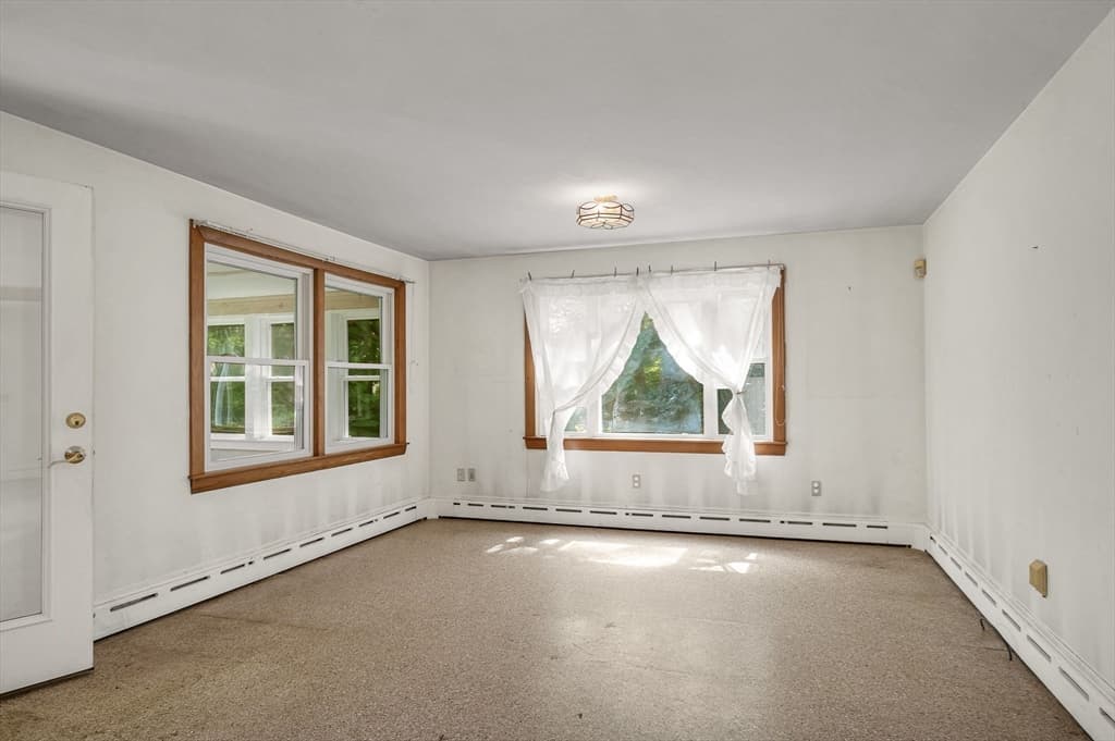 129 Forest St, Haverhill MA 01832 photo 15