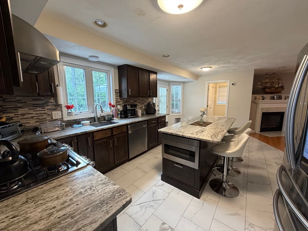 25 Winston Cir, Haverhill MA 01830 photo 13